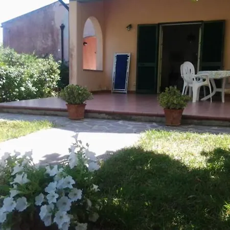 La Raganella - *